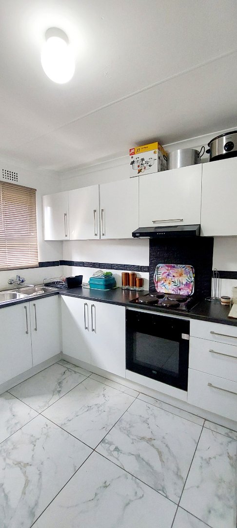 2 Bedroom Property for Sale in Clairewood Western Cape